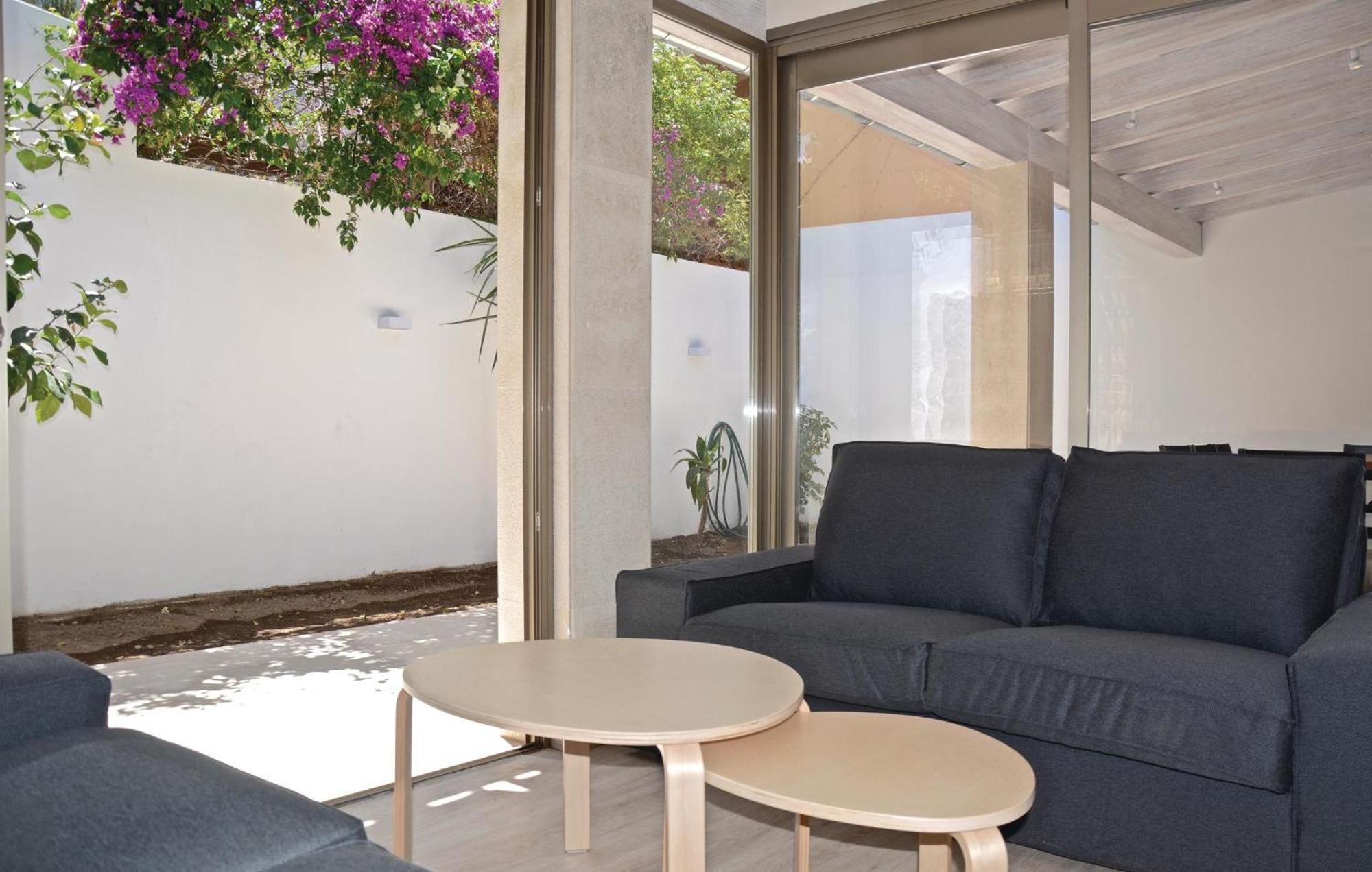 Сasa de vacaciones Four-bedroom In *